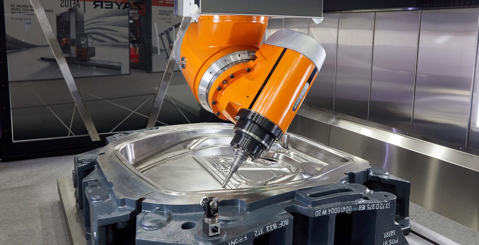 Hochpräzise CNC-Fräsmaschine von Zayer EMC für industrielle Bearbeitung.