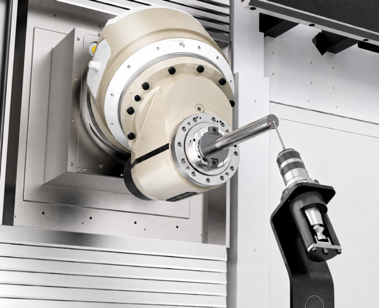 Hochpräzise CNC-Fräsmaschine für industrielle Bearbeitung bei Zayer EMC.